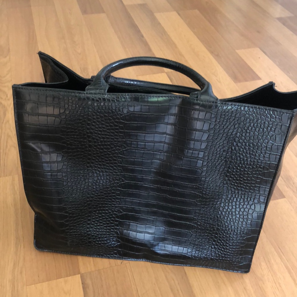 Missguided Tote Bag